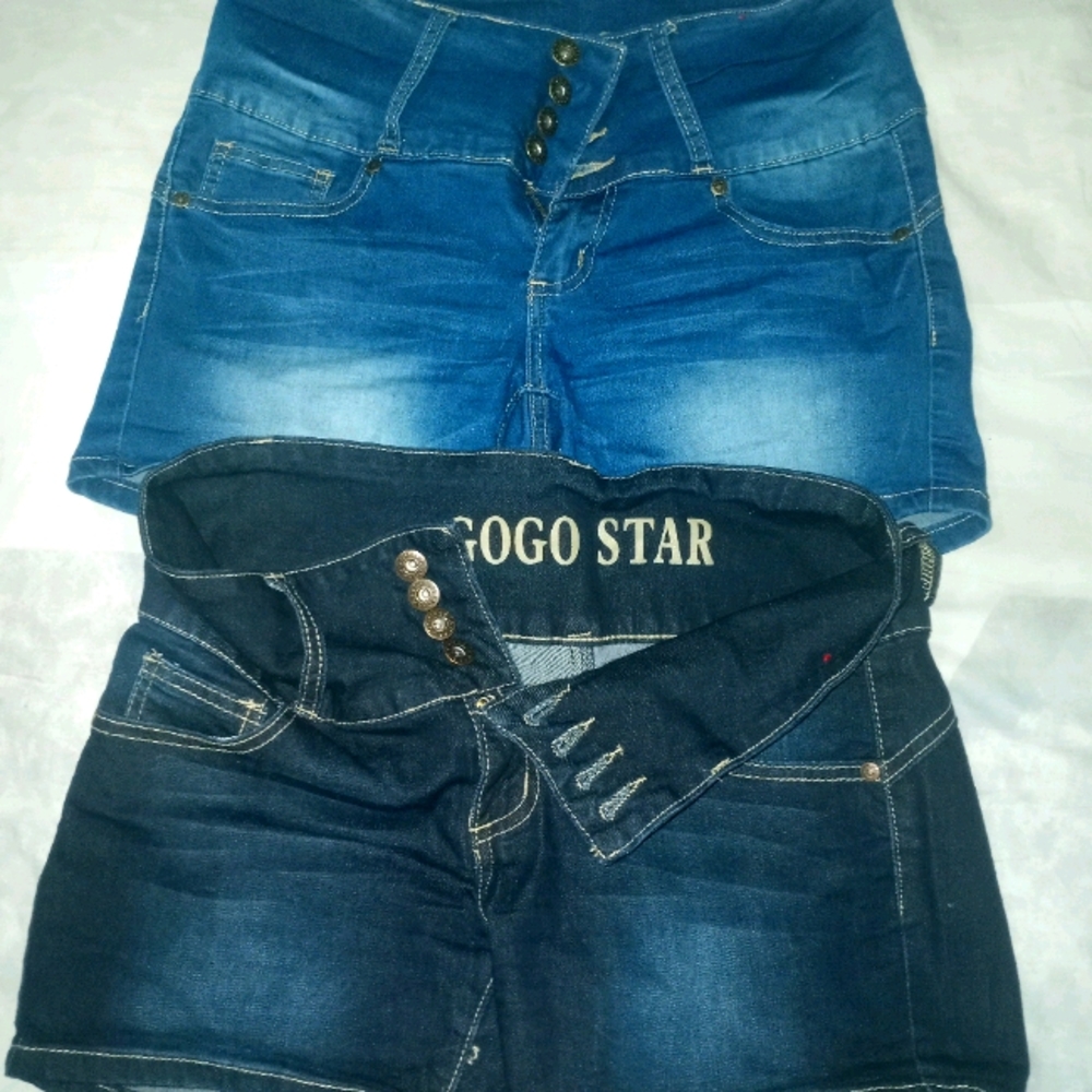 Jean shorts butt lifting